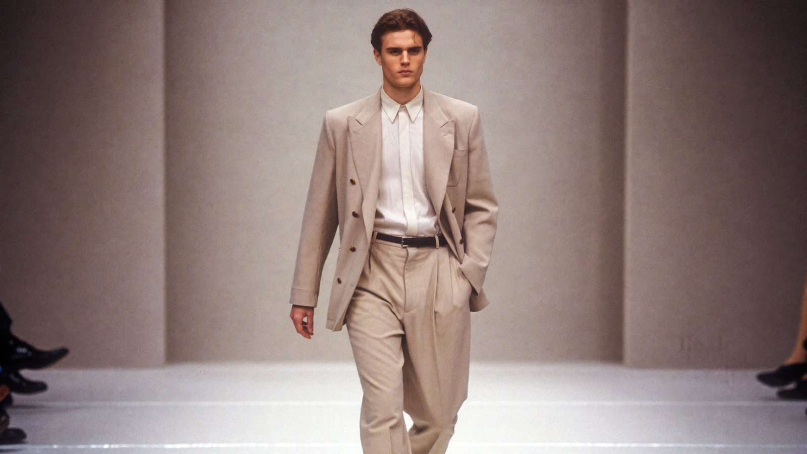 The Cassoni Suit — Chalk